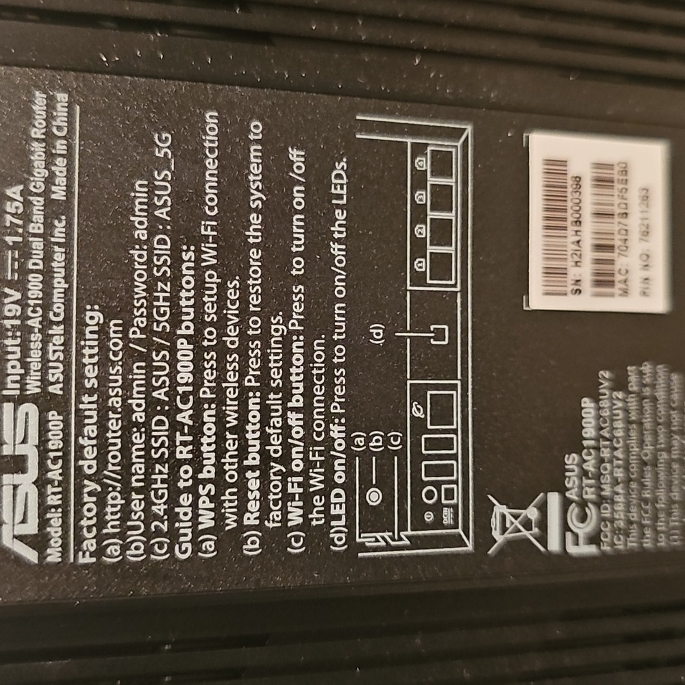 ASUS AC1900 WiFi Router  - Dual Band Gigabit Wireless Internet Router - Picture 3 of 3